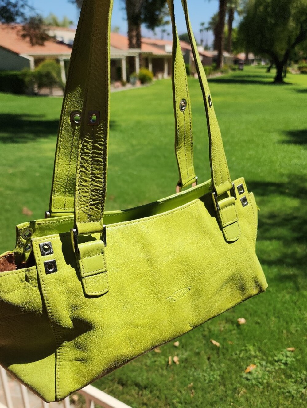 PETSUCO Lime Green Women’s Shoulder Bag